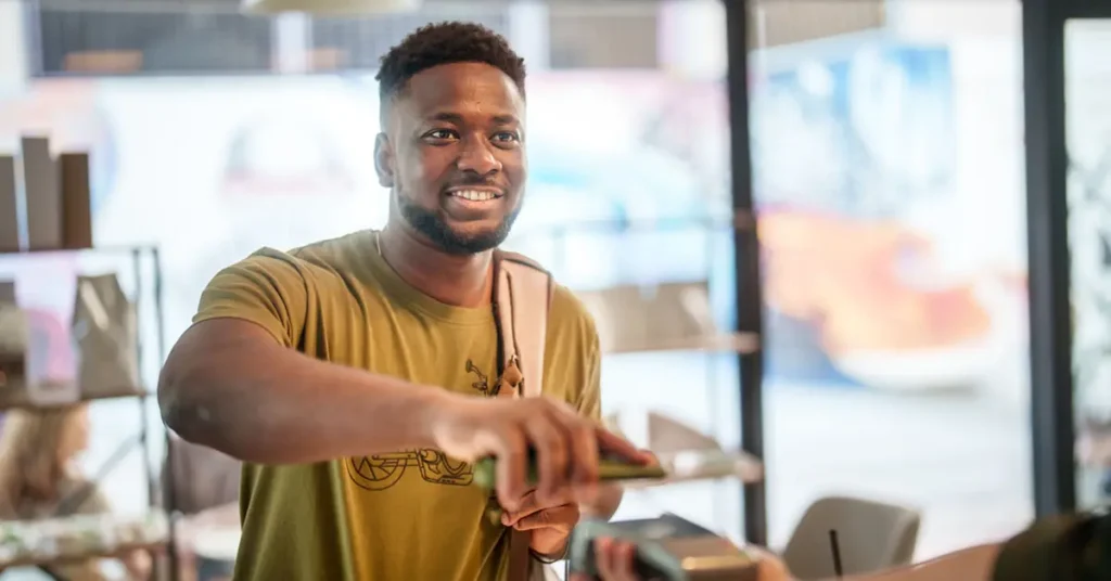 Saiba como conseguir isenção da anuidade do cartão de crédito com dicas de negociação, escolha do cartão ideal e alternativas sem taxa.